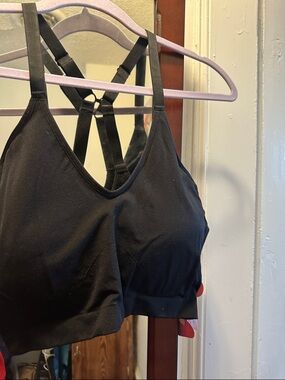 YITTY Black Strappy Cross-Detail Sports Bra